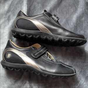 Naturino leather sneakers size 32